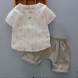 Brand New Casual Cedar Outfit